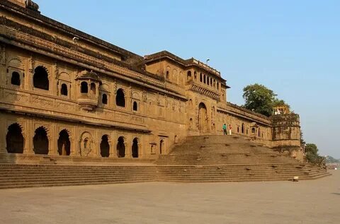 Maheshwar Fort Architecture